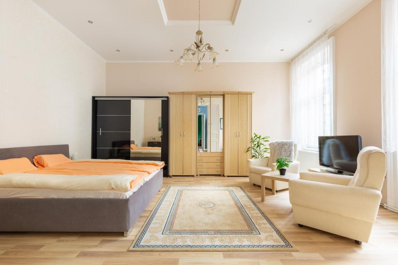 F24 Ferenc Apartment 布达佩斯 外观 照片