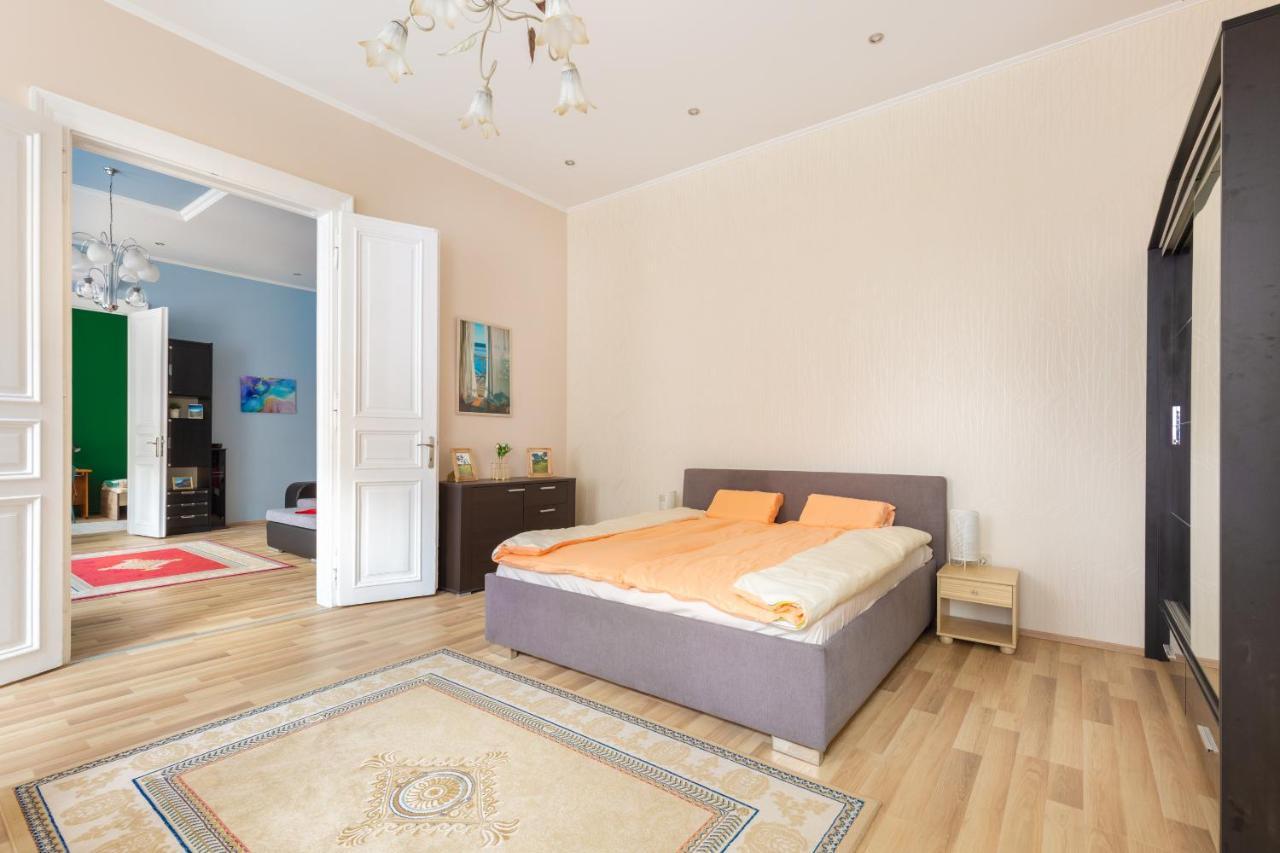 F24 Ferenc Apartment 布达佩斯 外观 照片